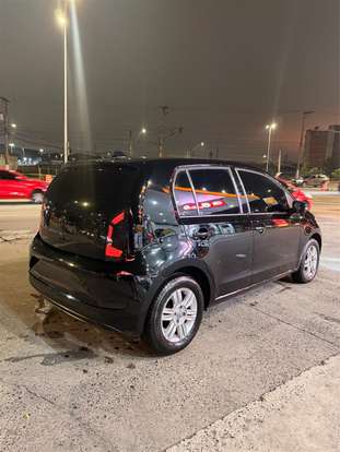 VOLKSWAGEN-UP-2017