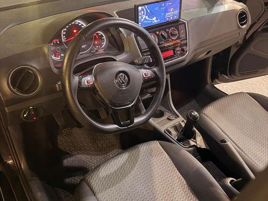 VOLKSWAGEN-UP-1.0 MPI MOVE UP 12V FLEX 4P MANUAL VOLKSWAGEN-UP-2017