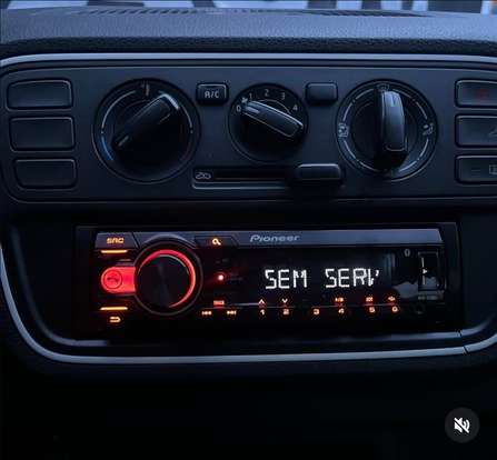 VOLKSWAGEN-UP-2014