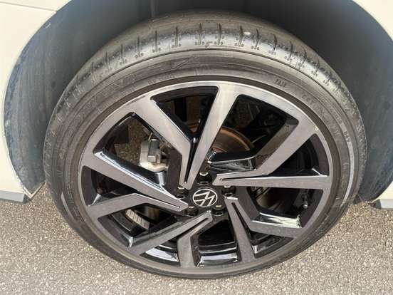 VOLKSWAGEN-VIRTUS-1.4 250 TSI EXCLUSIVE AUTOMÁTICO VOLKSWAGEN-VIRTUS-2024