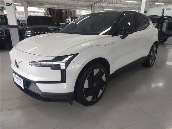 VOLVO EX30 69 KW ELÉTRICO PLUS
