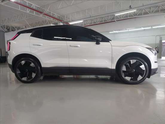 VOLVO-EX30-69 KW ELÉTRICO PLUS VOLVO-EX30-2024