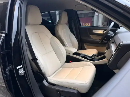 VOLVO-XC40-1.5 T5 RECHARGE MOMENTUM GEARTRONIC VOLVO-XC40-2020