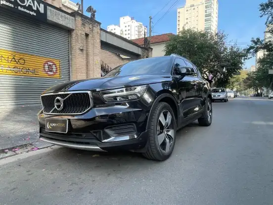 VOLVO-XC40-2.0 T5 GASOLINA MOMENTUM AWD GEARTRONIC VOLVO-XC40-2019