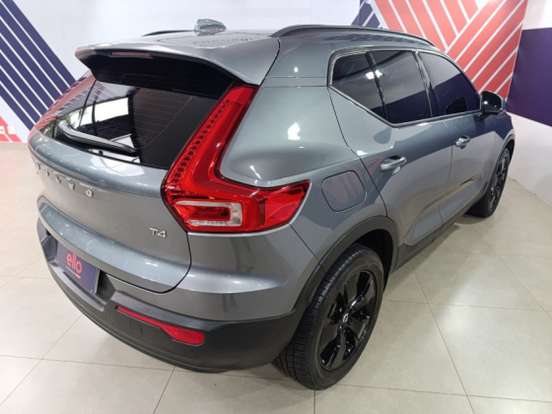 VOLVO-XC40-2.0 T4 GASOLINA GEARTRONIC VOLVO-XC40-2019