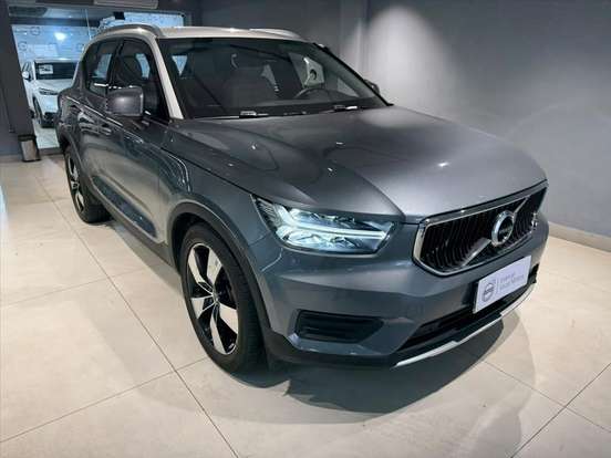 VOLVO-XC40-2.0 T5 GASOLINA MOMENTUM AWD GEARTRONIC VOLVO-XC40-2018