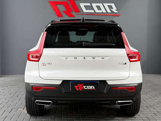 VOLVO-XC40-2.0 T5 GASOLINA R-DESIGN AWD GEARTRONIC VOLVO-XC40-2019