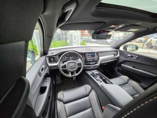 VOLVO-XC60-2.0 T8 HYBRID R-DESIGN AWD GEARTRONIC VOLVO-XC60-2019