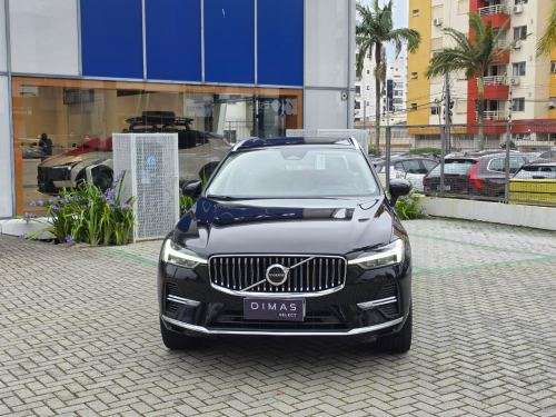 VOLVO-XC60-2022