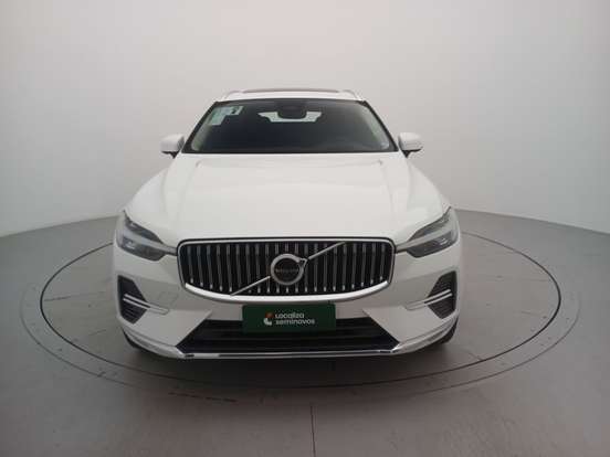 VOLVO-XC60-2023