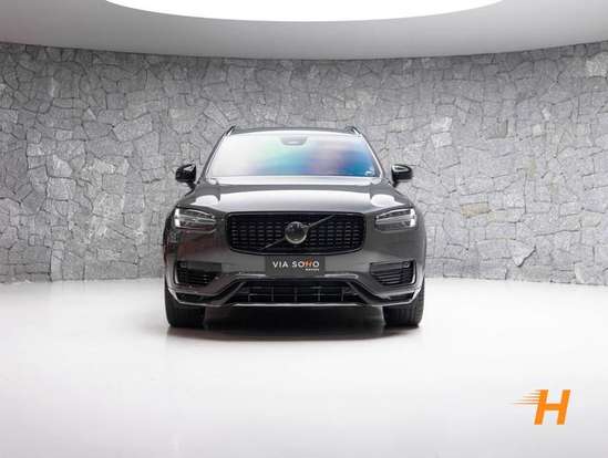 VOLVO-XC90-2023