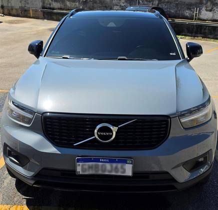 VOLVO XC40 1.5 T5 RECHARGE R-DESIGN GEARTRONIC