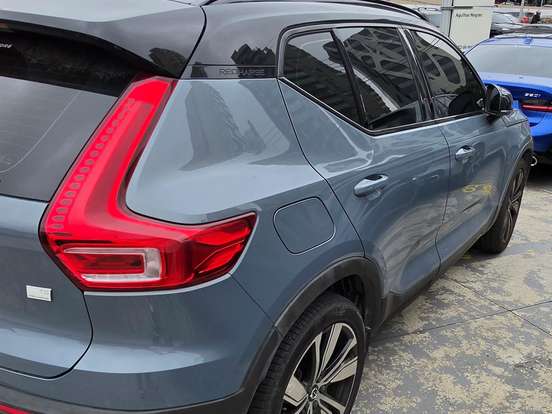 VOLVO-XC40-1.5 T5 RECHARGE R-DESIGN GEARTRONIC VOLVO-XC40-2021