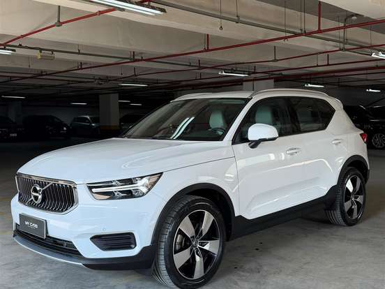 VOLVO-XC40-2.0 T5 GASOLINA MOMENTUM AWD GEARTRONIC VOLVO-XC40-2019