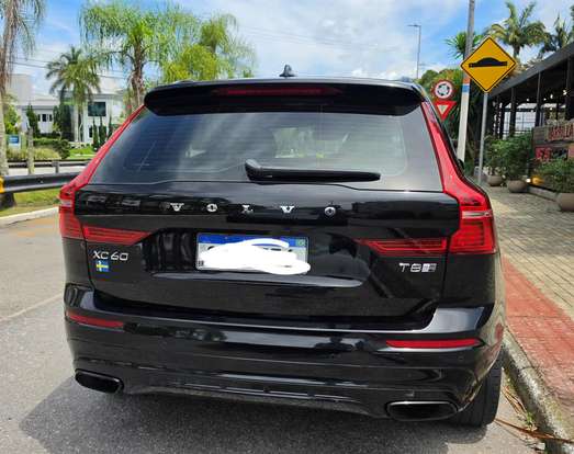 VOLVO-XC60-2019