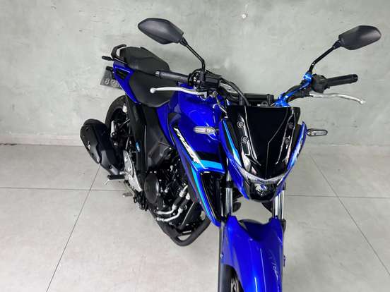 YAMAHA-FZ25 FAZER CONNECTED ABS-2025