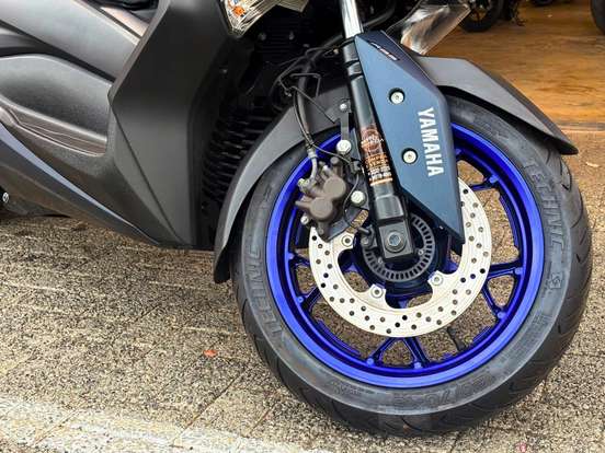 YAMAHA-XMAX ABS-2023