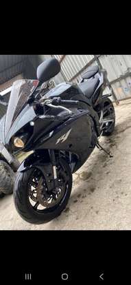 YAMAHA-YZF R1-2012