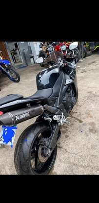 YAMAHA-YZF R1-2012