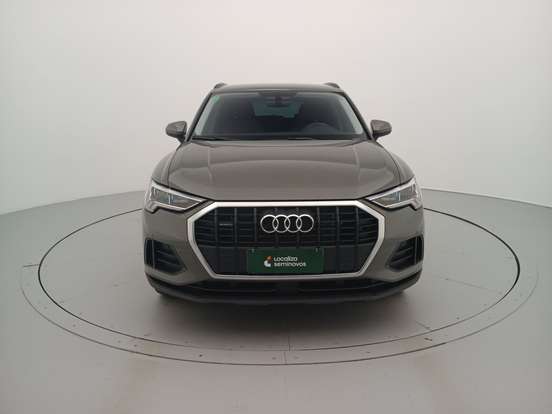 AUDI-Q3-2024