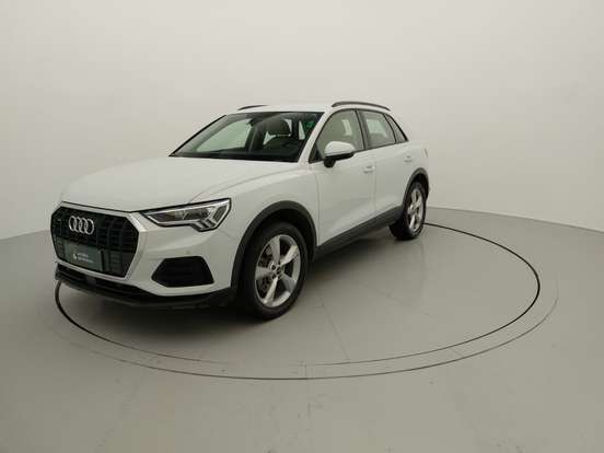 AUDI-Q3-2024