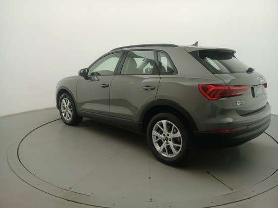 AUDI-Q3-2024
