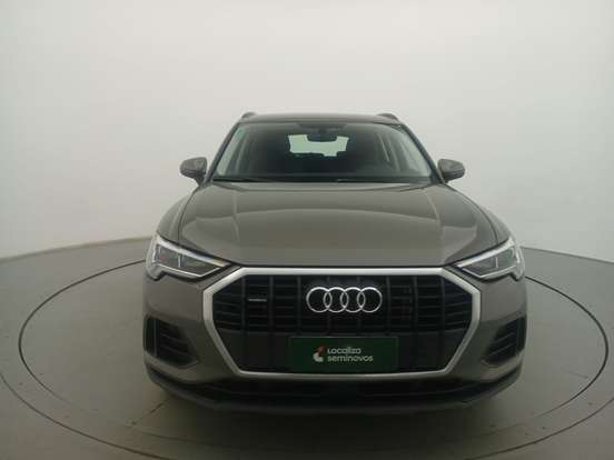 AUDI-Q3-2024
