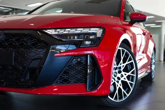 AUDI-RS3-2025