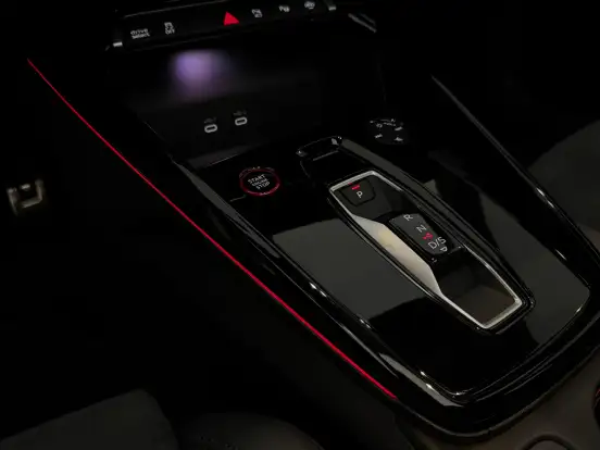 AUDI-RS3-2025
