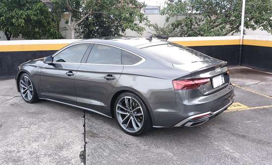 AUDI-A5-2022