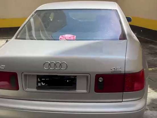 AUDI-A8-4.2 QUATTRO V8 40V GASOLINA 4P TIPTRONIC AUDI-A8-1995