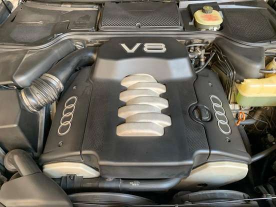 AUDI-A8-4.2 QUATTRO V8 40V GASOLINA 4P TIPTRONIC AUDI-A8-1995