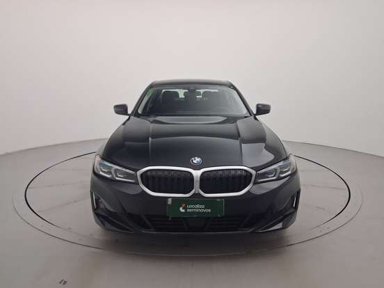 BMW-320i-2023