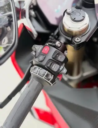BMW-S 1000 RR-2024