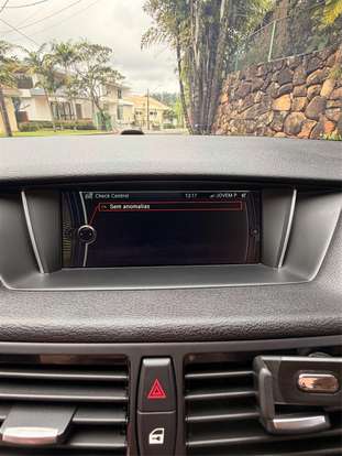 BMW-X1-2.0 16V TURBO GASOLINA SDRIVE20I 4P AUTOMÁTICO BMW-X1-2013
