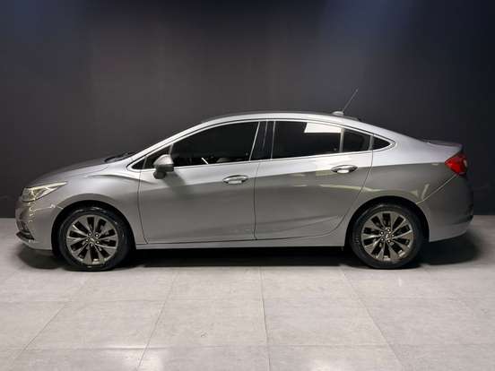 CHEVROLET-CRUZE-2017