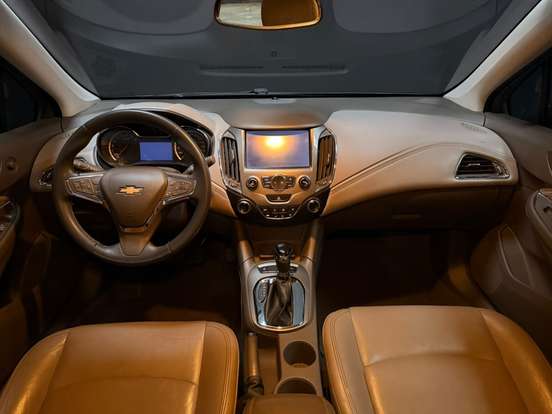 CHEVROLET-CRUZE-2017