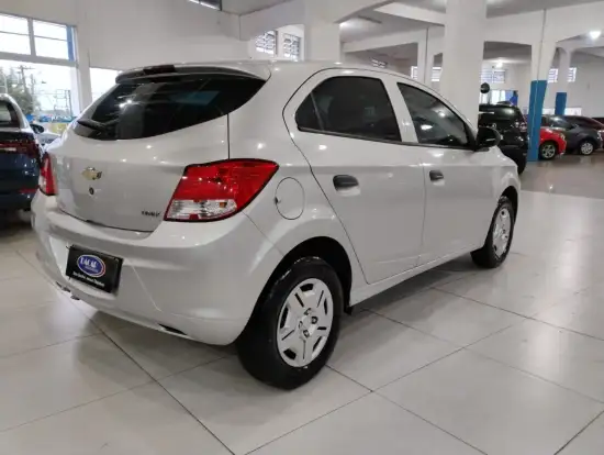 CHEVROLET-ONIX-1.0 MPFI LS 8V FLEX 4P MANUAL CHEVROLET-ONIX-2015