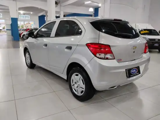 CHEVROLET-ONIX-1.0 MPFI LS 8V FLEX 4P MANUAL CHEVROLET-ONIX-2015
