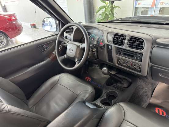 CHEVROLET-S10-2.4 MPFI EXECUTIVE 4X2 CD 8V FLEX 4P MANUAL CHEVROLET-S10-2011