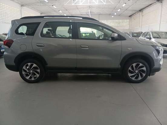 CHEVROLET-SPIN-1.8 PREMIER 8V FLEX 4P AUTOMÁTICO CHEVROLET-SPIN-2025