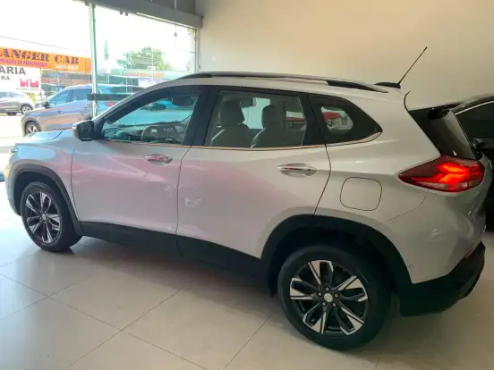 CHEVROLET-TRACKER-2022