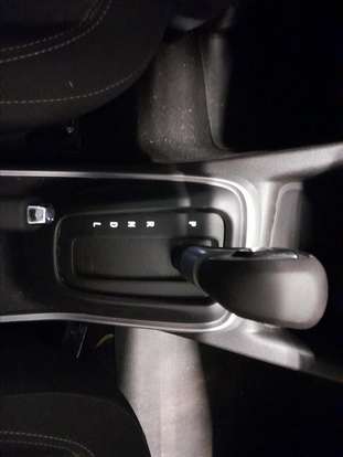 CHEVROLET-TRACKER-2021