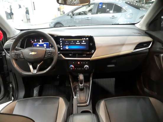 CHEVROLET-TRACKER-2025