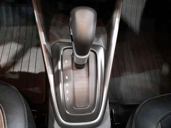 CHEVROLET-TRACKER-2025