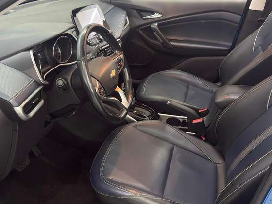 CHEVROLET-TRACKER-2020