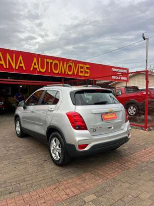CHEVROLET-TRACKER-2018