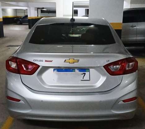 CHEVROLET-CRUZE-2021