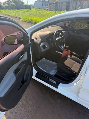 CHEVROLET-ONIX-2019