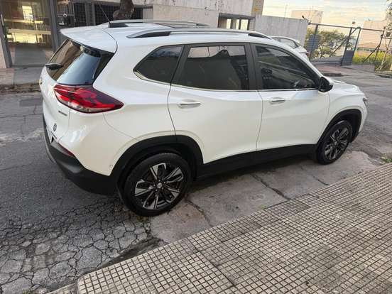 CHEVROLET-TRACKER-2022